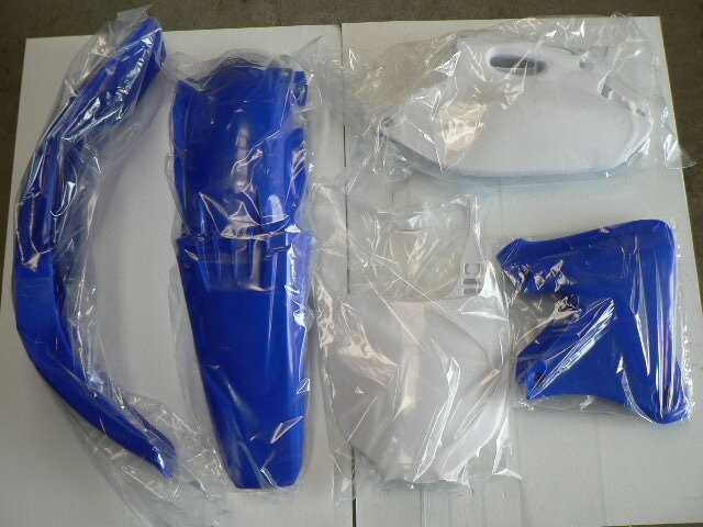 Blue/White Plastic Kit (6 Pieces) – Fits Yamaha WR426F 2000-2002 WRF426