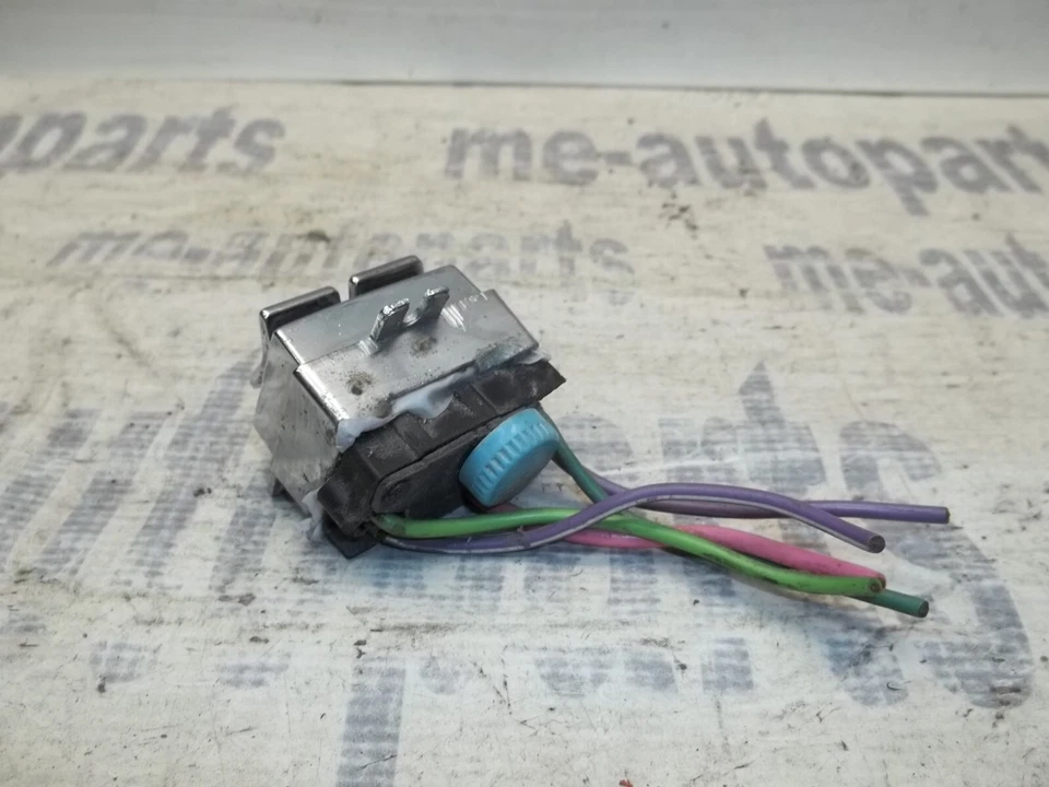 1977-1979 CADILLAC FLEETWOOD DEVILLE OEM FACTORY WINDOW SWITCH CONTROL CONNECTOR - Image 4 of 4