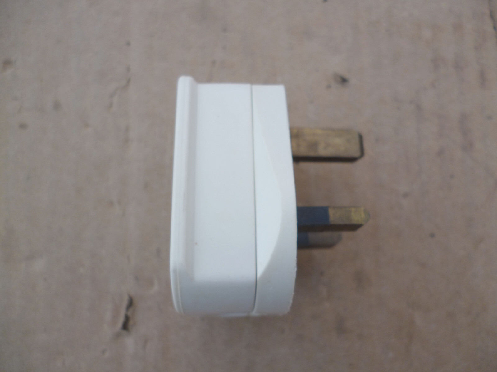 Vintage Electra Volex Plug 13A Amp BS1363 White Shatter Proof UK Mains