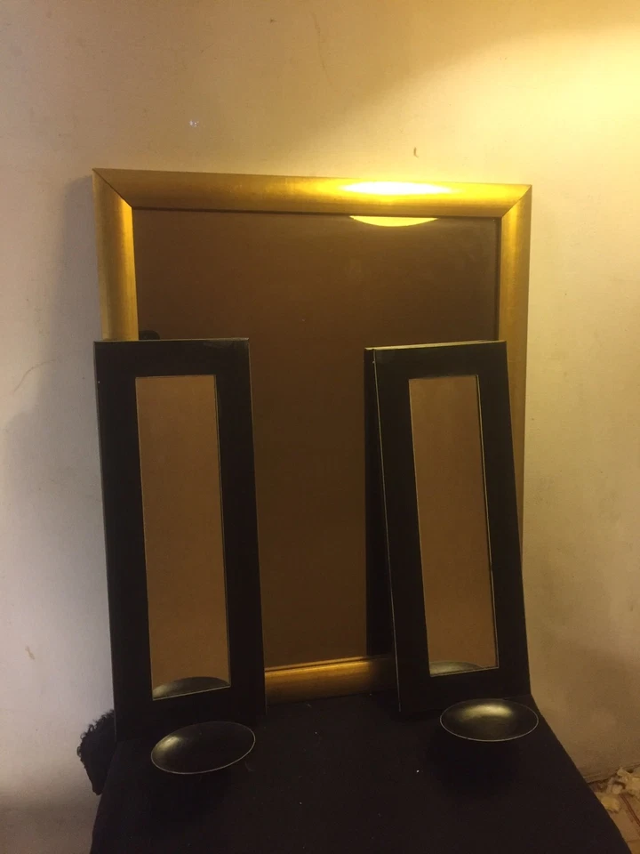 Mirror&2sconces Not Antique 18"x22",sconces17"x6",ships Door2door $69 MAKE OFFER - Image 2 of 4