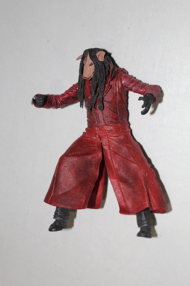 SAW NECA　JIGSAW KILLER　フィギュア　SAW3 Amazon.com: NECA - Saw Ultimate Jigsaw Killer RED Robe