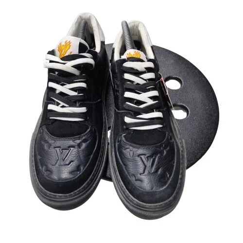 LOUIS VUITTON TRAINER Louis Vuitton Uomo Trainer Sneake Pelle di Vitello Liscia Incisa LV Nero Taglia 44