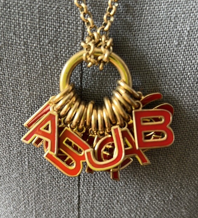 Marc Jacobs chain goldtone necklace | eBay