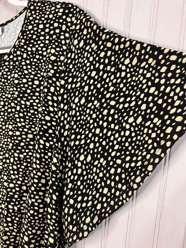 Avenue Womens TOP 26 28 Black Beige Pullover Geneorus Flutter Short Sleeve NEW - Picture 5 of 12
