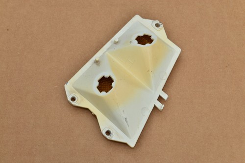 Buick Park Avenue Lesabre Electra Estate Left Headlight Bezel Side Marker Light - Picture 8 of 9