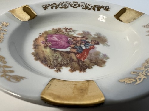 Vintage Limoges - France Imperial Porcelaine d’Art Round Ashtray Gold Trim NOS - Picture 5 of 17