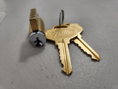 PELLA KEY CYLINDER CHROME FACE WITH TWO KEYS, NEW IN PACKAGE