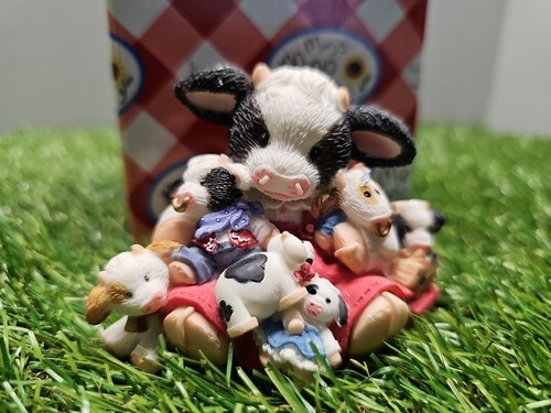 Vintage 1997 Enesco Mary's Moo Moos "Friends Are The Best Cowlectable" Retired