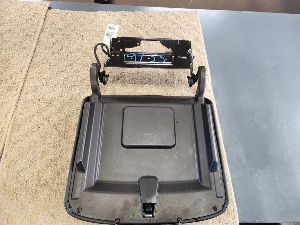 Console piso frontal SLE sem sistema de entretenimento compatível com 16-20 YUKON 759684 - Imagem 3 de 4