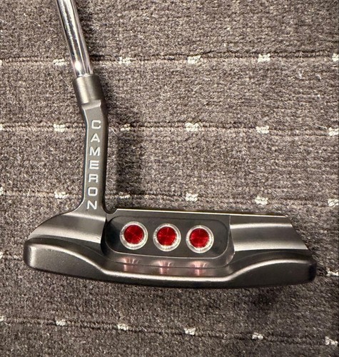 Scotty Cameron Select Newport Putter 33 inches RH Black Used #50