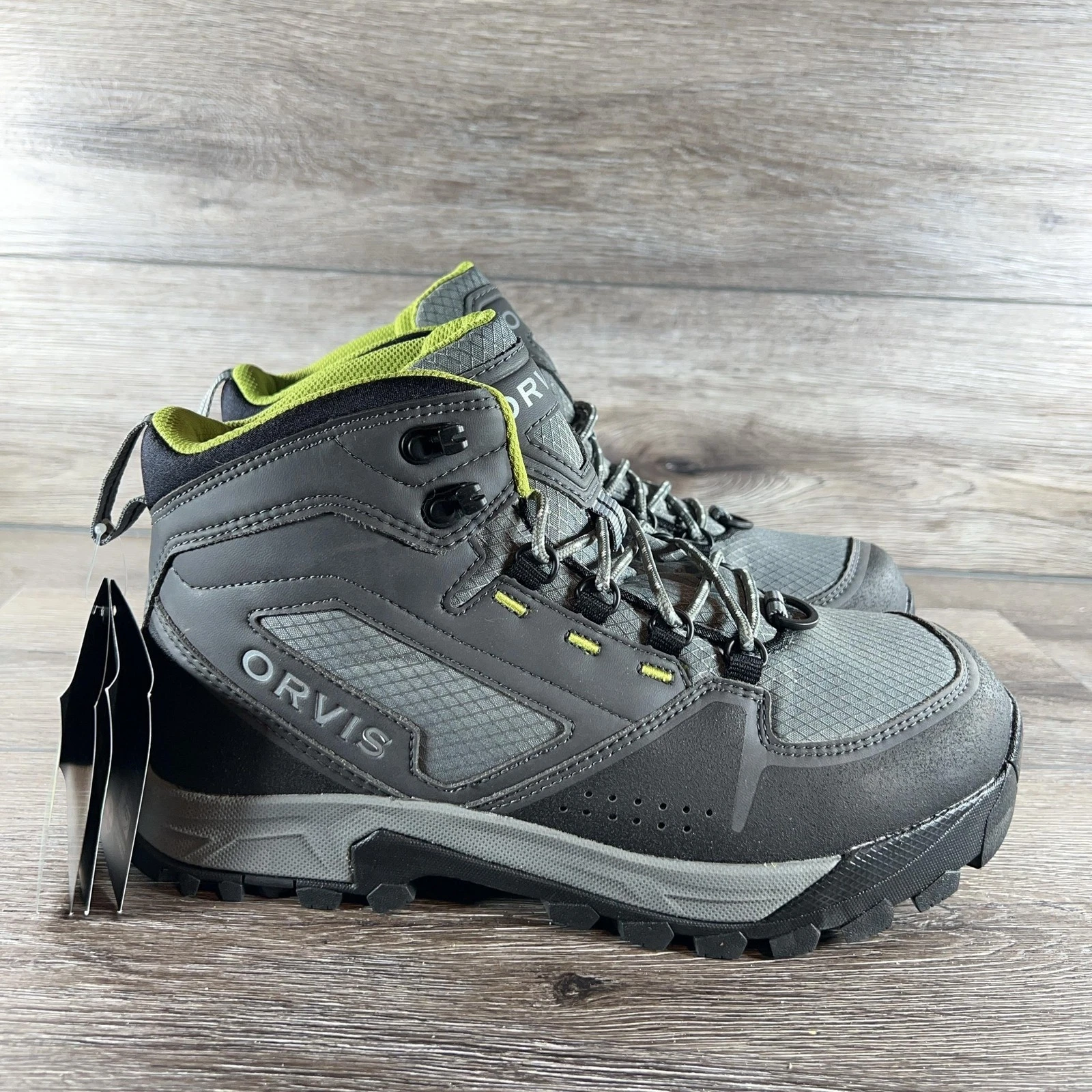 Orvis Ultralight Wading Boots Mens 9 Gray Vibram Sole Fly Fishing Wader
Opens in a new window or tab