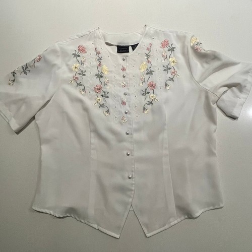 Laura Scott Blouse Women Embroidered Flowers White Short Sleeve Size 16 - Picture 2 of 7