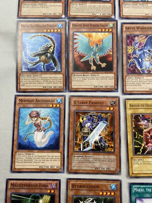 Lot of 32 VTG 1996 Kazuki Takahashi Yugioh Playing Cards