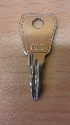 KENTEC 901 BRANDMELDEZENTRALE AKTIVIERUNGSSCHLÜSSEL, PASST AUCH FÜR F/A NETZTRENNER *NUR SCHLÜSSEL*