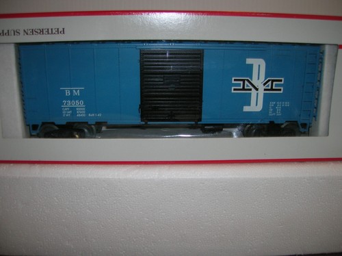 LOTE # 25351 WEAVER / PETERSON " BOSTON & MAINE BOX CAR" | Zustand: New