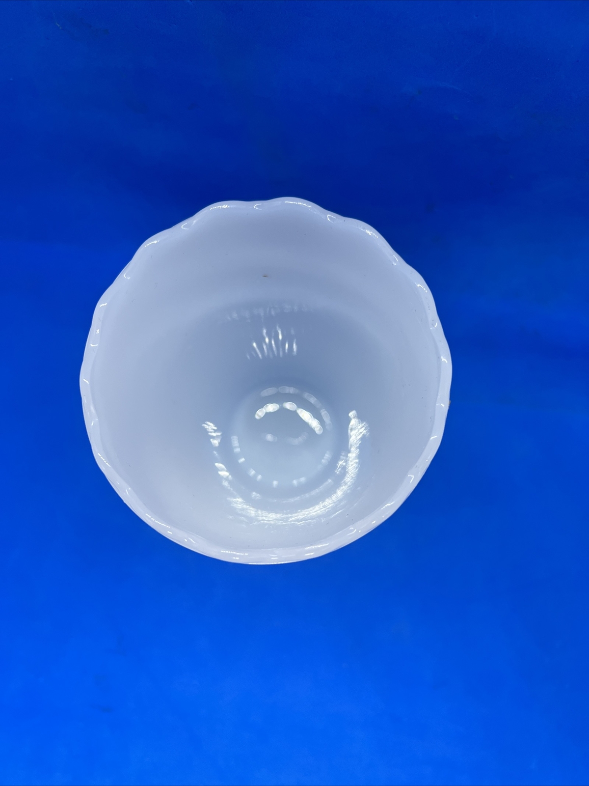 Vintage Scalloped Edge Milk Glass Vase eBay