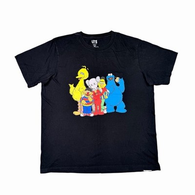 Uniqlo Kaws x Sesame Street Collection UT Graphic T-Shirt Adult Size Large