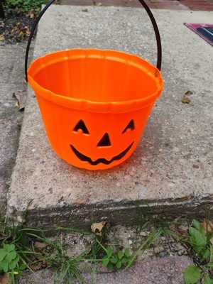 Jack O Lantern Candy Pail Blow Mold Plastic Pumpkin Halloween Bucket Vintage 