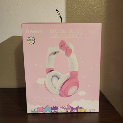 Razer Kraken BT Bluetooth Hello Kitty & And Friends Edition Headphones
