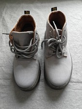 Dr. Martens Women's 11821 AirWair Boots Size 7 Chukkas Gray New