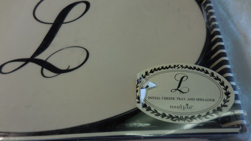 New in Box MUDPIE Monogrammed Initial "L" Ceramic Cheese Tray & Spreader Knife - Picture 4 of 6