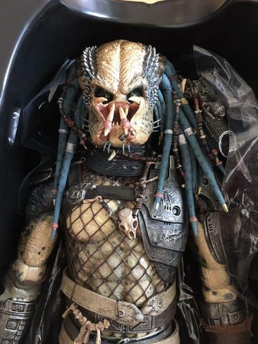 Figura Hot Toys Alien vs Predator Elder Predator 2.0 MMS233 AVP - Imagen 3 de 8