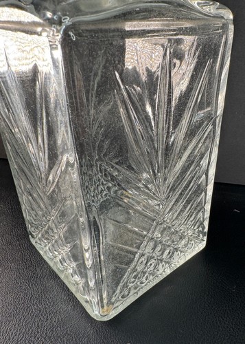 CLEAR GLASS LIQUOR DECANTER BOTTLE MADE IN ITALY WITH TOPPER VINTAGE - Picture 8 of 11