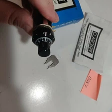 NEW CLAROSTAT P49002 electric switch (D267)