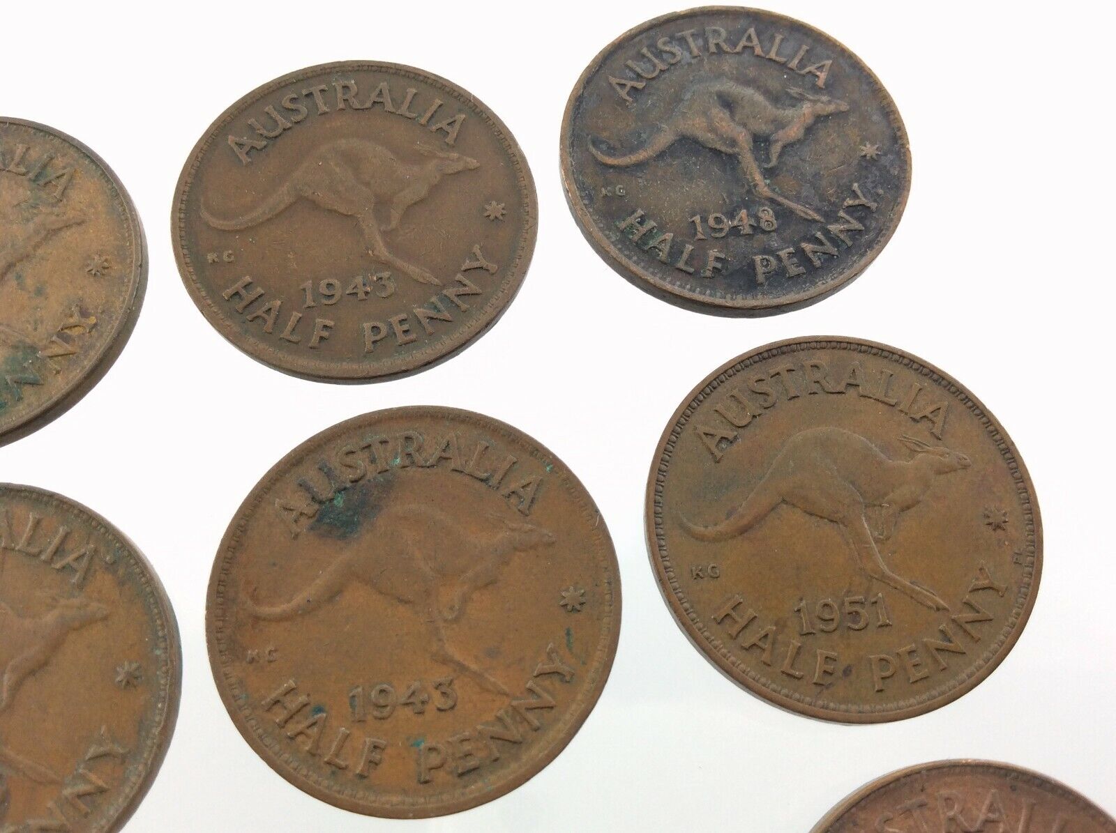 Lot of 16 Australia Half Penny KM# 41 Circulated Coin Bronze Various Dates W147