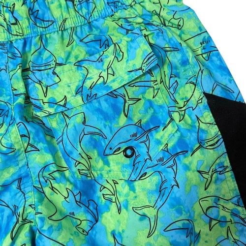 Body Glove Boys Size MEDIUM 10/12 Swim Shorts Trunks 50+ UPF Lined Sharks NWT - Picture 6 of 12