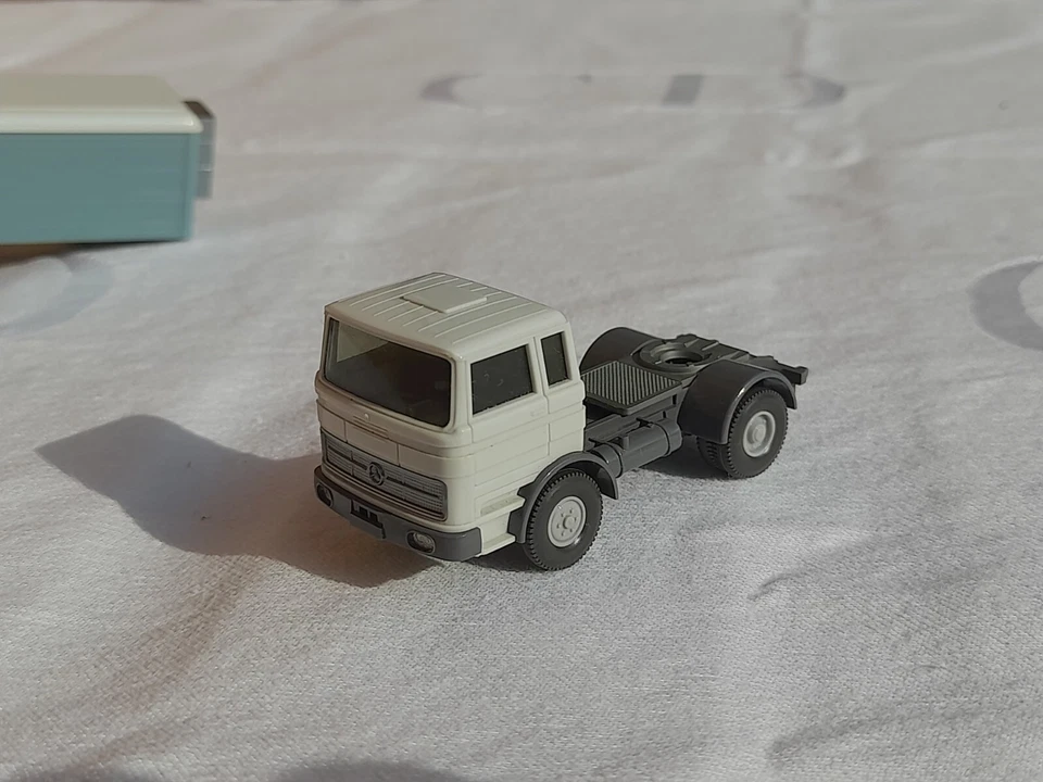 WIKING 1/87 HO MB 1620 Kühlkoffer- Autoarticolato " Interfrost " 52K - Immagine 3 di 4