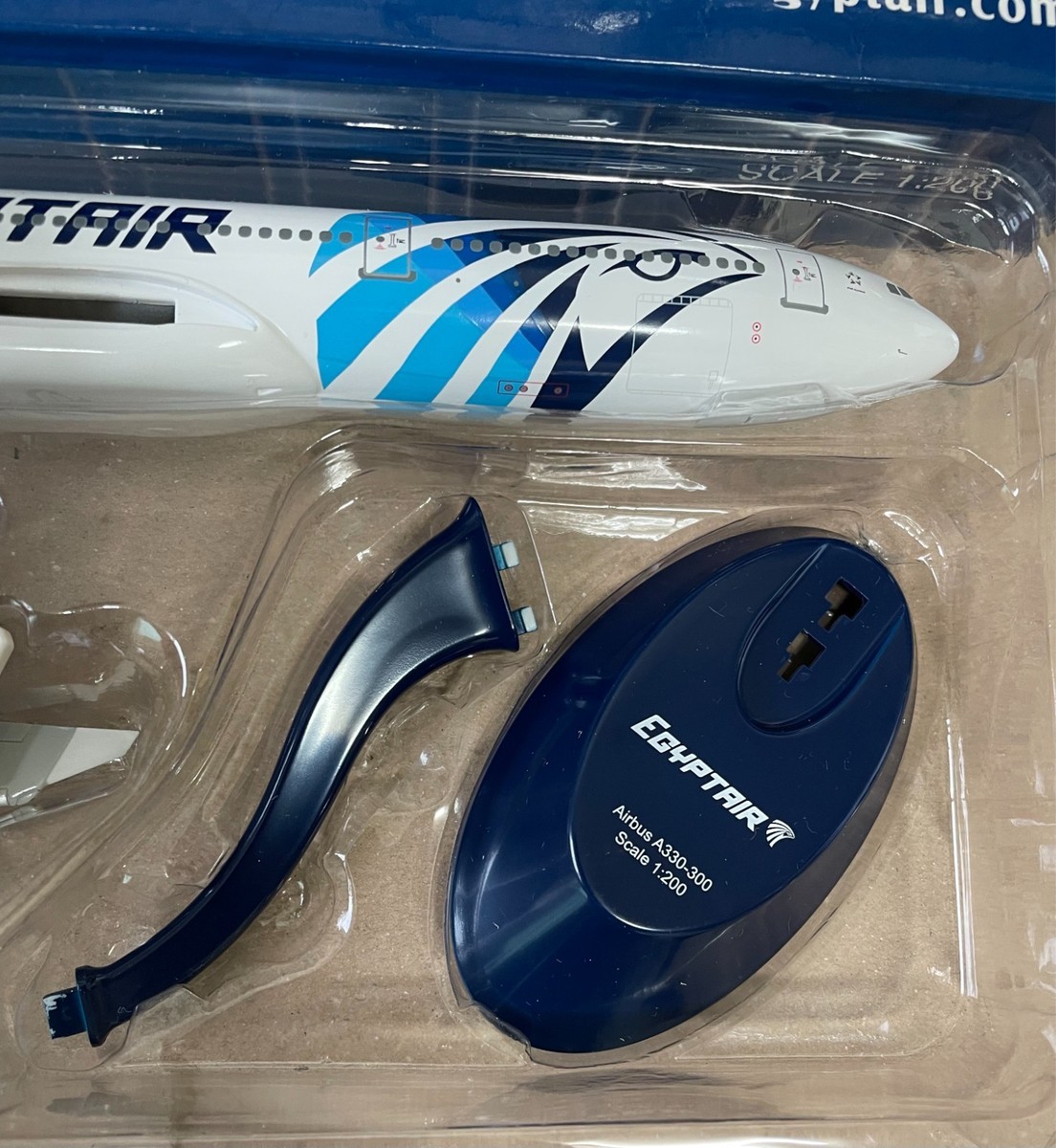 希少　Hogan EgyptAir A330-300 / 1:200　未使用品 1/200 EGYPTAIR Airbus A330-300 Lysia Aero le plane | eBay