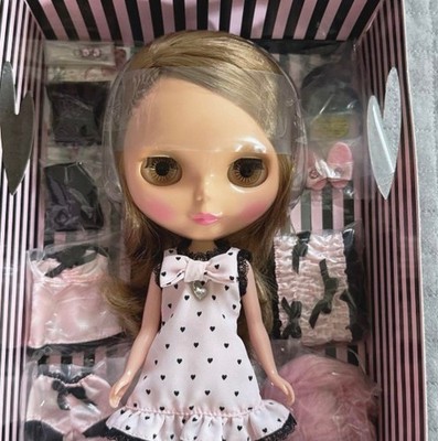 Neo Blythe LIL' Heart Blythe CWC Limited Milk Blythe TAKARA TOMY