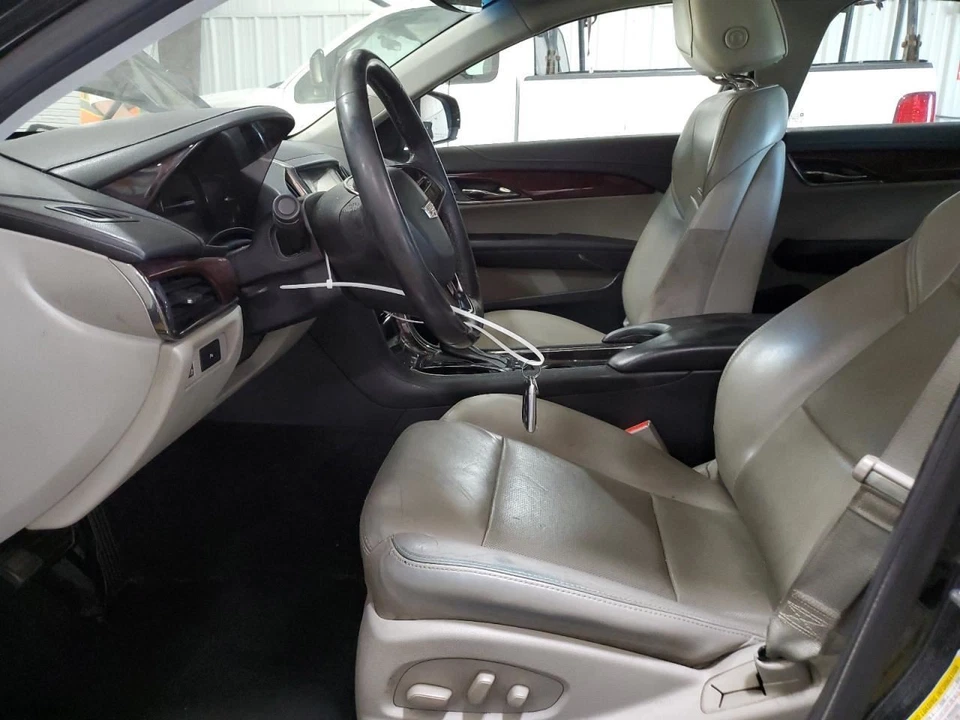 Rear View Mirror Without Full Video Display Fits 16-19 CTS 3018068 - Image 2 of 4