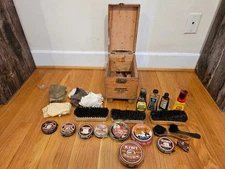 Esquire Shoe Valet De Luxe Wooden Shoe Shine Box WITH Brushes And Polish Vintage