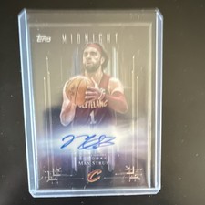 2024-25 Topps Finest Autographs Max Strus #FA-MB Cleveland Cavaliers Autograph