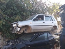 Barres de toit Mazda DEMIO