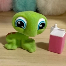 Authentic Littlest Pet Shop LPS Mexican Sonrics Flocked Iguana Lizard RARE VHTF