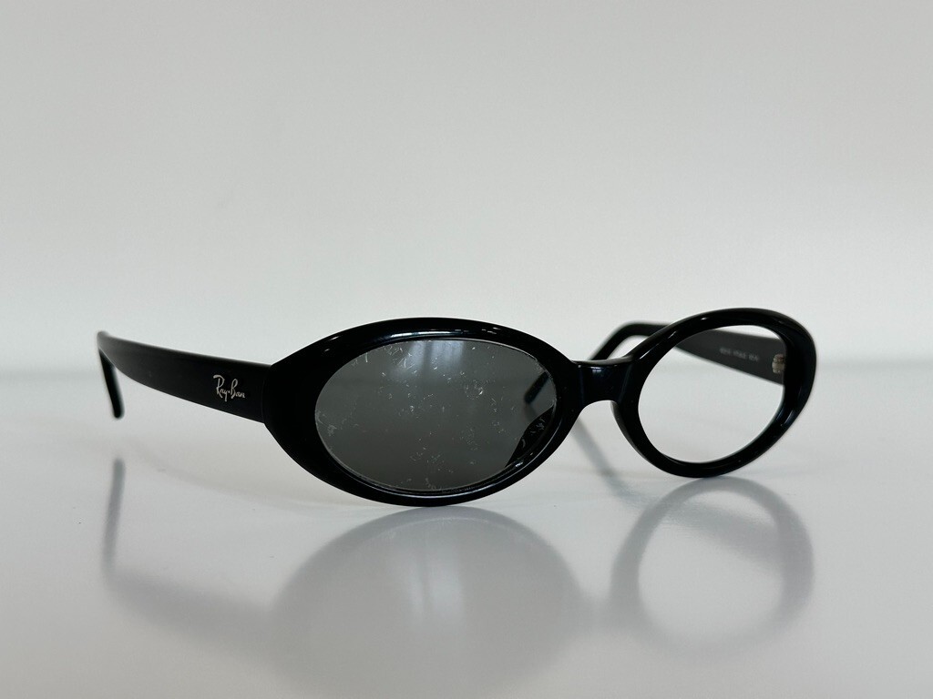 Ray Ban RB 2110 901/6 RITUALS Oval Black Gray Sunglasses Ray Ban RB 2110 901/6 RITUALS Oval Black Gray Sunglasses