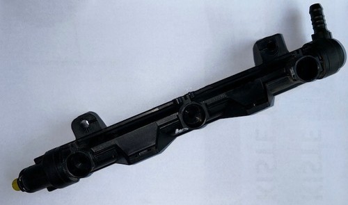 VW Audi Skoda Seat Einspritzleiste Kraftstoffverteiler 03E133320