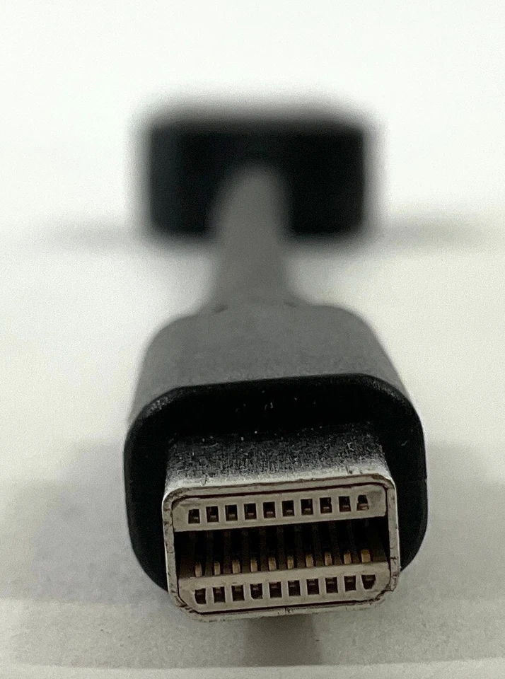 C2G 8in Mini DisplayPort (M) to HDMI (F) Adapter Black 54313 - Image 2 of 4