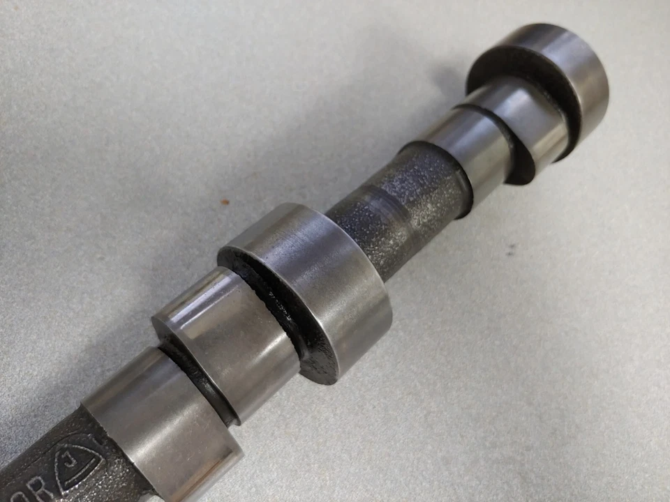 VERY NICE USED ORIGINAL GENUINE PORSCHE 911 T 2.2 2.4 LWB CAMSHAFT 1970-73 #50 - Image 4 of 4