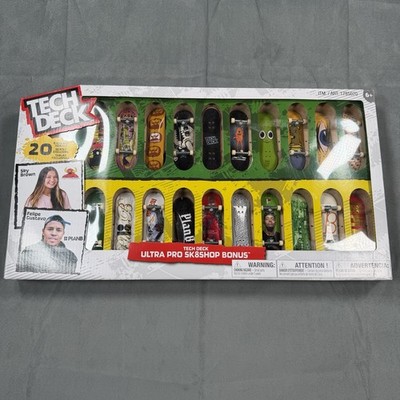 Tech Deck 20 Pack Fingerboards Ultra Pro Skate Shop Bonus Set Open Box