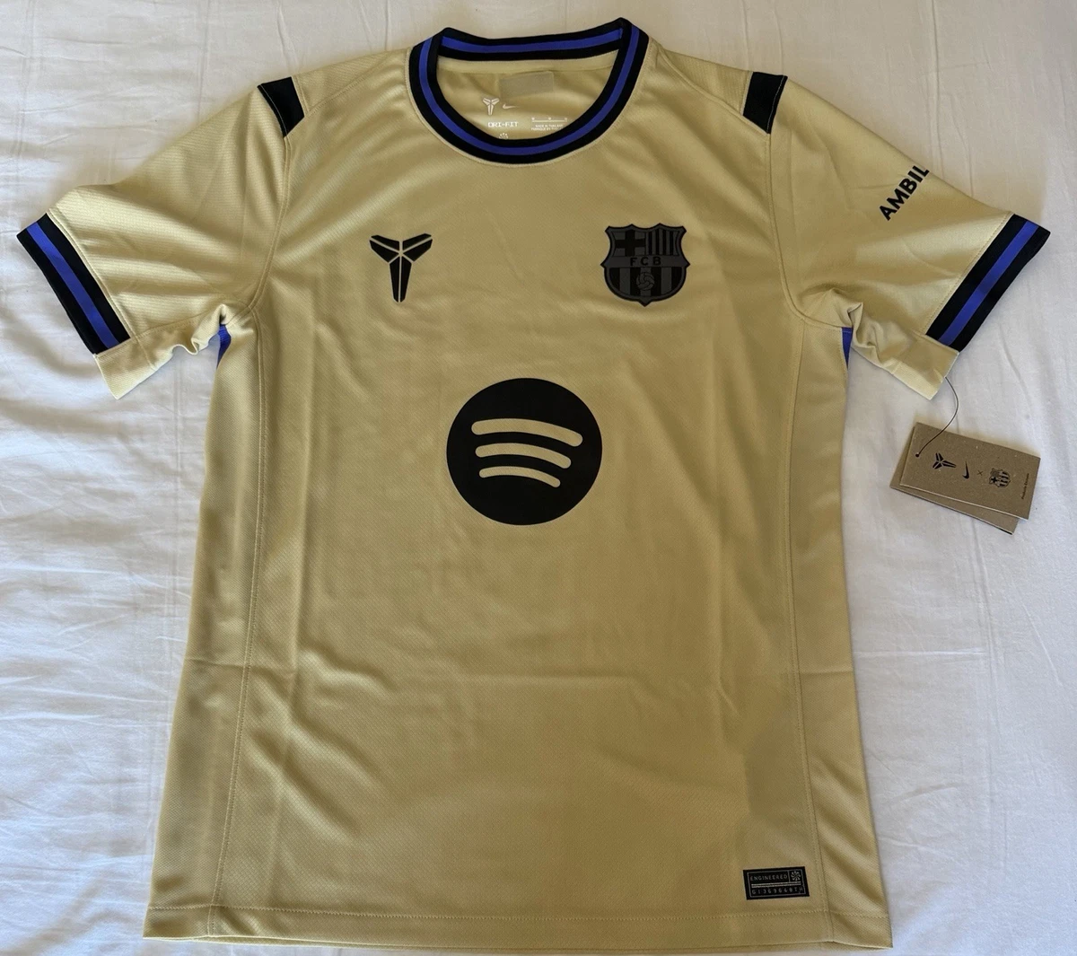 Preços baixos em Fc Barcelona Ouro Clube Internacional de Camisas