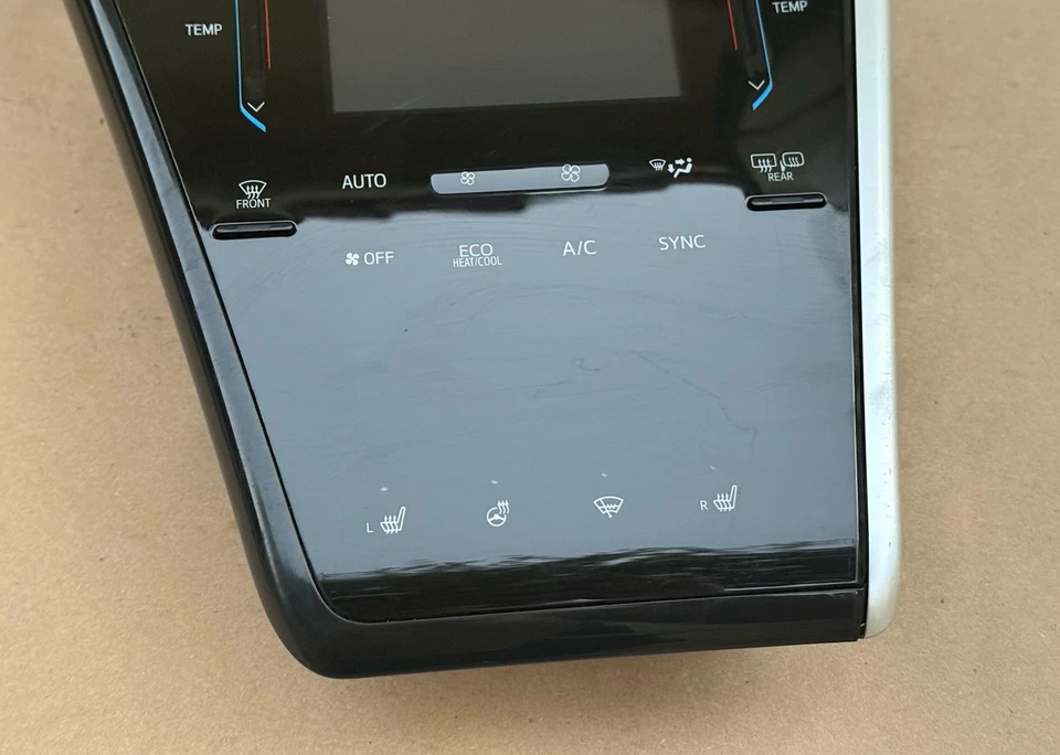 2016 - 2020 TOYOTA MIRAI Dash AC/HEATER Climate Control Unit 84010-62031 OEM - Image 2 of 4