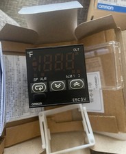 1PCS NEW Omron Temperature Controller E5CSV-R1T-500