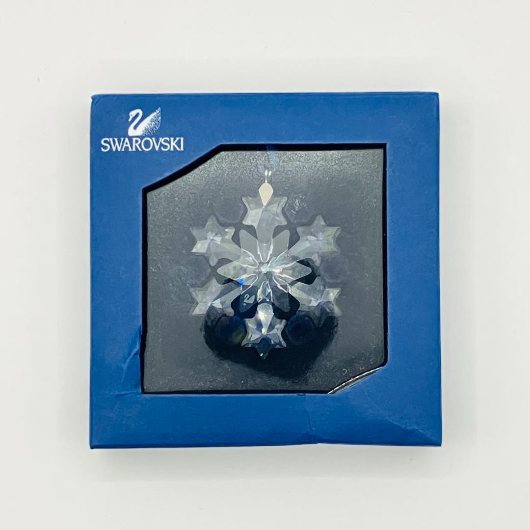 Swarovski 2004 Little Snowflake Annual Crystal Ornament – Retired