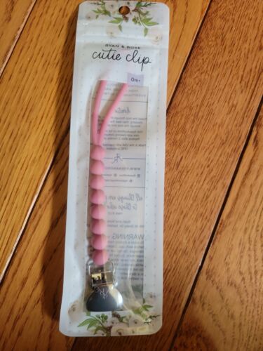 Ryan & Rose Pacifier Cutie Clip rosewood NEW - Picture 2 of 3