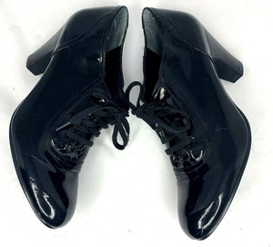 nine west oxford heels