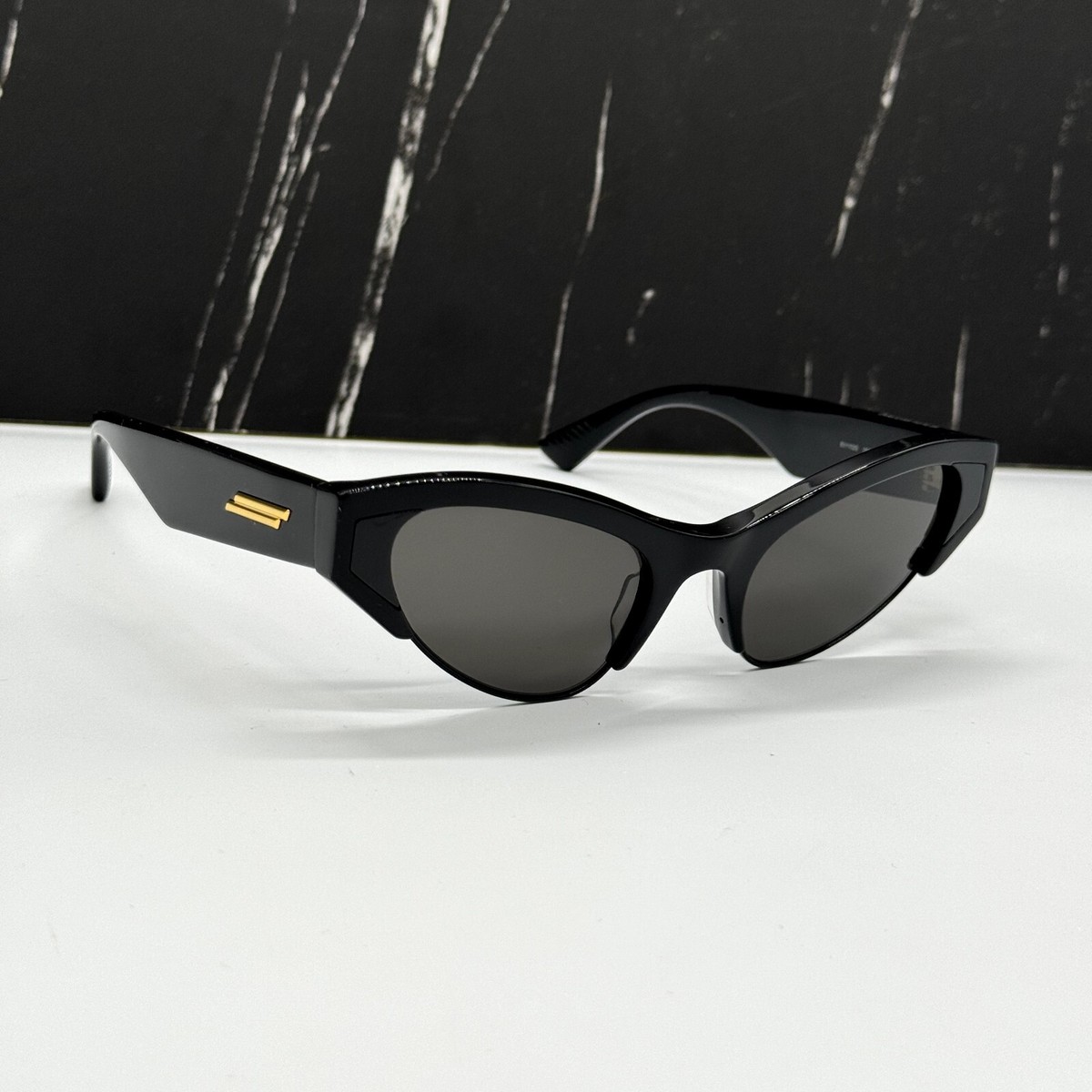 USED BOTTEGA VENETA BV1102S サングラス CatEye NEW BOTTEGA VENETA BV1102S 001 CAT EYE WOMEN BLACK